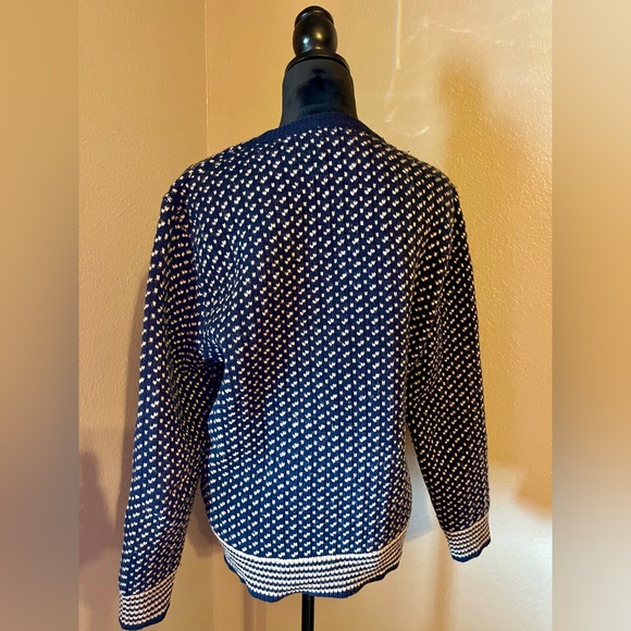 J Crew 100% Wool Sweater Size Medium - Picture 4 of 6